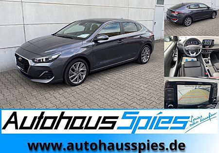 Hyundai i30 Fastback 1.6 CRDi Style RKam SpurAss Tmat Alu17 EU6d-T