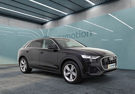 Audi Q8 55 TFSI Q Tip Luft AHK Kamera Memory HuD 21