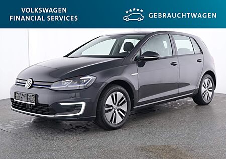 VW Golf e- Comfortline 100kW 1-Gang Automatik 4 Türen