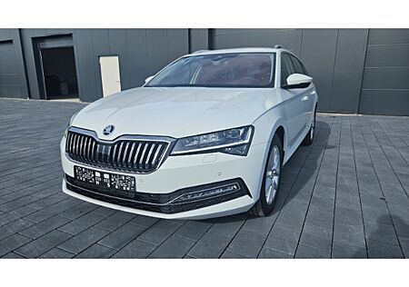 Skoda Superb Combi Style 2.0 TDI 7-Gang DSG AHK LED NAVI