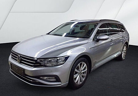 VW Passat Variant 1.5 TSI DSG Business Navi LED ACC PDC SHZ