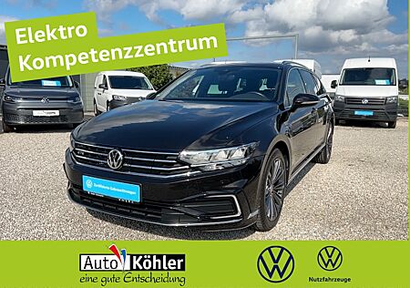 VW Passat Variant GTE Panorama-Schiebedach Massage