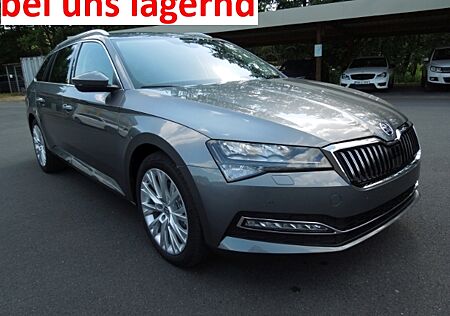 Skoda Superb Combi 2.0TDI DSG Style/LED/AHK/Navi/Kamera