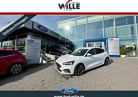 Ford Focus ST ab 2,99% Styling/Performance/Techno/Winter-Paket