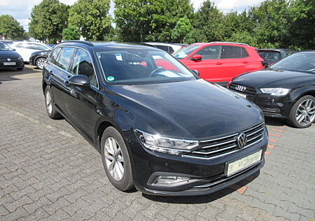 VW Passat Variant Business 2.0 TDI DSG NAVI AHK LED