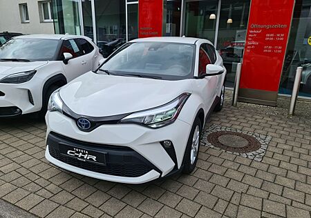 Toyota C-HR Hybrid Flow (AX1)