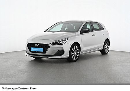 Hyundai i30 YES! Plus LED Panorama Navi R-Kamera Sitzhzg