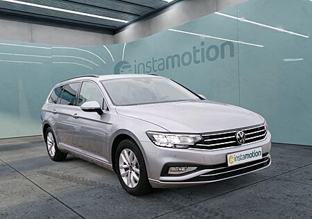 VW Passat Variant 2.0TDI Business DSG Navi LED AHK