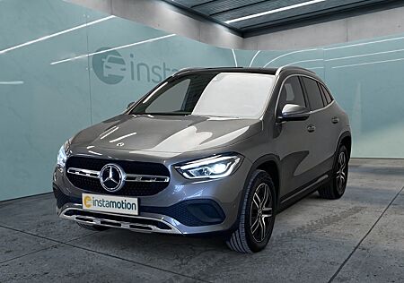 Mercedes-Benz GLA 250 e Progressive LED AHK PANO Kamera Memory