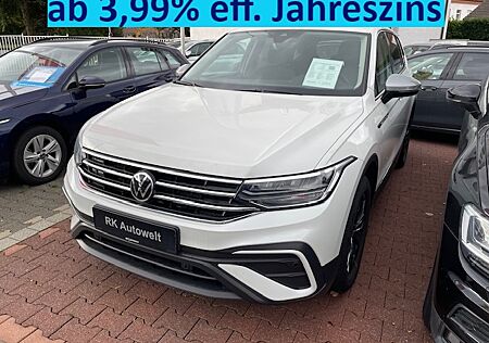 VW Tiguan Allspace 2.0 TDI Move NAVI AHK LED Tel. digitales Cockpit