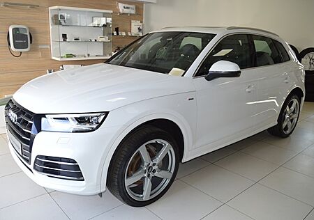 Audi Q5 55 TFSI e quattro S-Line sport Navi B&O Standheizung