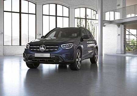 Mercedes-Benz GLC 300 de 4M Distronic Pano AHK MBUX 19 Zoll RF