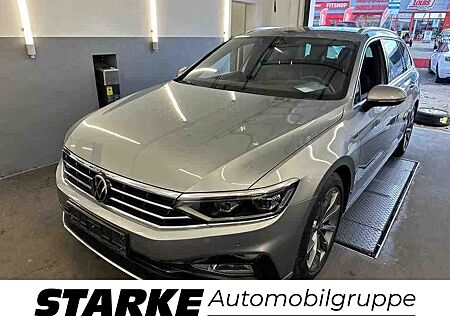 VW Passat Variant 2.0 TDI DSG R-Line Elegance