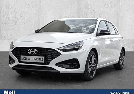 Hyundai i30 Advantage Navi CarPlay Kamera PDC SHZ LHZ