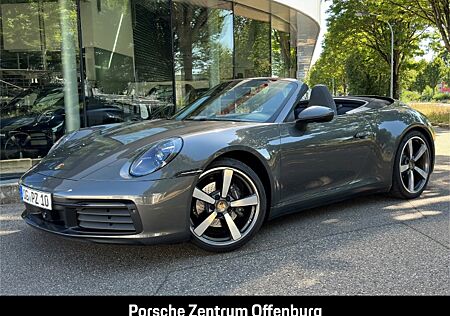 Porsche 992 (911) Carrera Cabriolet