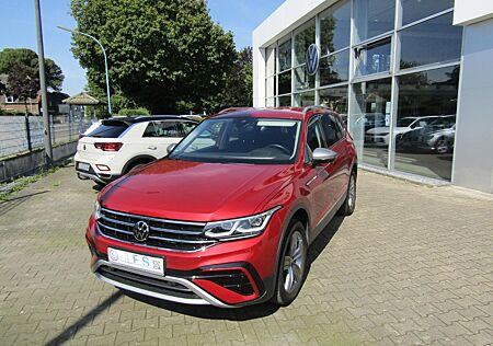 VW Tiguan Allspace Elegance 2.0 TDI DSG 4MOTION AHK