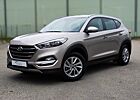 Hyundai Tucson blue Advantage 2WD 1.6 132PS, Top Geplegt / Wenig Kilometer