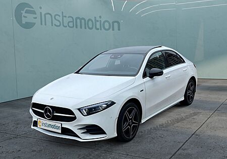 Mercedes-Benz A 250 e AMG Night Edition Multibeam Panodach