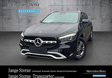 Mercedes-Benz GLA 200 KAMERA+EASYPACK+SHZ+NAVI+el.SPIEGEL+PDC