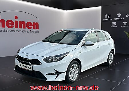 Kia Cee'd ceed_5 1.5T DCT7 VISION Sitz-und Lenkradheizung