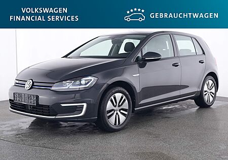 VW Golf e- Comfortline 100kW 1-Gang Automatik 4 Türen