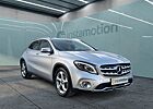 Mercedes-Benz GLA 200 Navi LED Klima Einparkhilfe