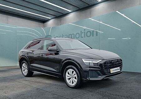 Audi Q8 45 TDI . Tiptr., LED, Pano, ACC, RFK, Ambiente, Navi Touch, Virtual