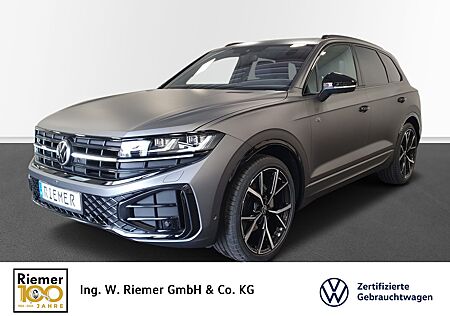 VW Touareg R-Line RM11 4Motion R-Line UPE: 123.845,