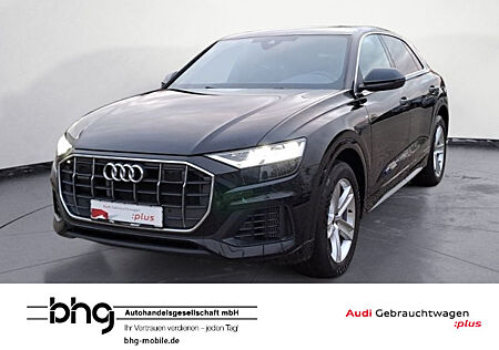 Audi Q8 SUV TFSI e 55 TFSIe quattro tiptronic