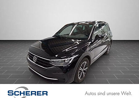 VW Tiguan 2.0 TDI DSG Active AHK/HUD/Kamera/Navi