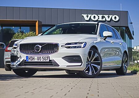 Volvo V60 B3 Mild-Hybrid Core Winter-Paket Parkass.-Paket