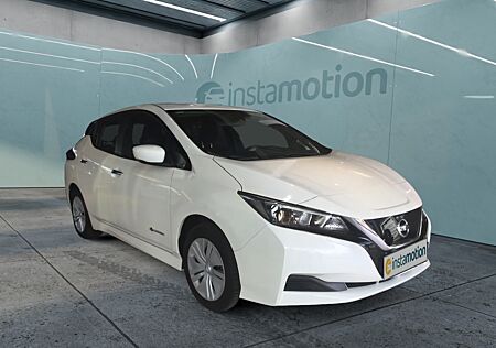 Nissan Leaf ZE1