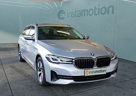 BMW 520 d xDrive Tour. Pano, AHK, DrivAss, ParkAss, LED, uvm.