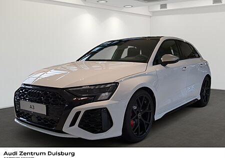 Audi RS3 Sportback Allrad HUD AD Panorama Navi Leder Cockpit Soundsystem B & O 360 Kamera sofort verfügbar!