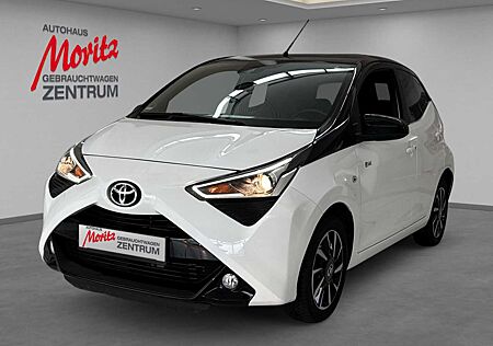 Toyota Aygo 1.0 x-final *NAVI ÜBER CARPLAY!*