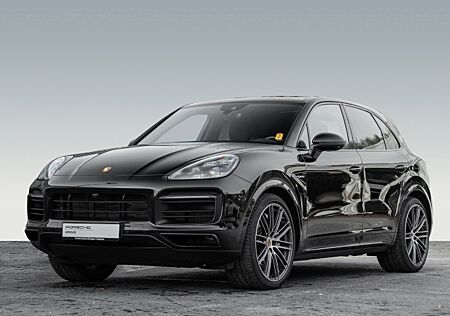 Porsche Cayenne E-Hybrid PDCC Hinterachslenkung 22-Zoll