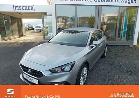 Seat Leon 1.5 eTSI DSG Xcellence LED Navi ACC