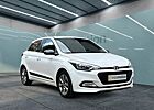 Hyundai i20 Passion Plus NAV KAMERA SHZ TEMPOMAT LHZ ALU PDC BLUETOOTH