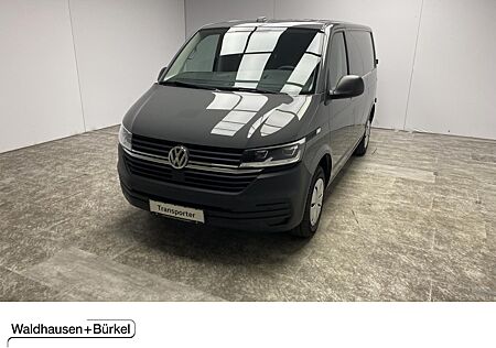 VW T6 Transporter 6.1 Kasten Motor: 2,0 l TDI SCR 81 kW Getriebe: 5-Gang-Schaltgetriebe Radstand: 3000 mm KR