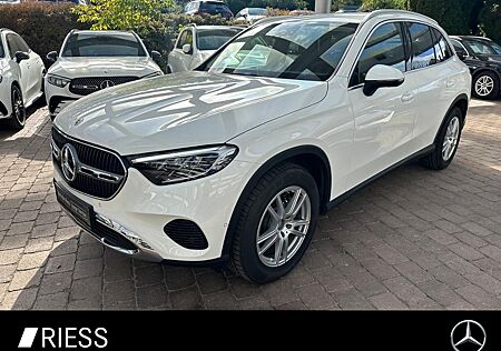 Mercedes-Benz GLC-Klasse GLC 200 4M Avantgarde Navi LED MBUX AHK Kamera