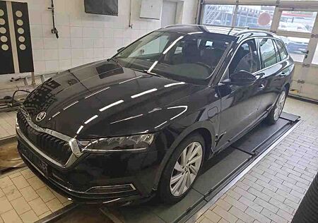 Skoda Octavia Combi 1.4 TSI iV DSG Style|NAVI|SHZG|LED