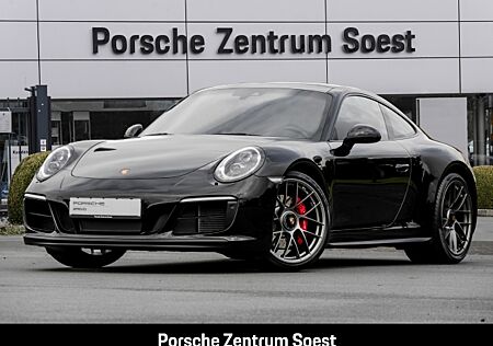 Porsche 911 Carrera GTS