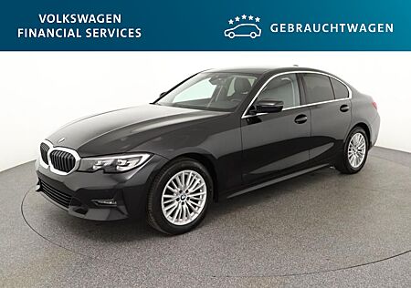 BMW 318 d Sport Line 2.0 110kW 8-Gang Steptronic 5 Sitze 4 Türen