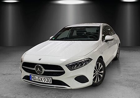 Mercedes-Benz A 180 A 180d AMG Pano MULTIBEAM KeyGO NIGHT Kamera