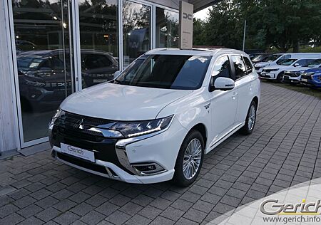 Mitsubishi Outlander 2.4 4WD Plug-In Hybrid Plus