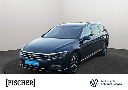 VW Passat Variant 2.0TDI DSG Elegance Navi Rear View AHK