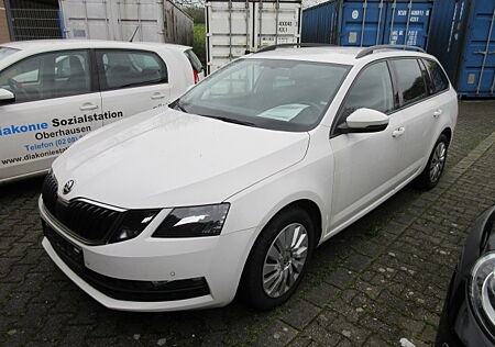 Skoda Octavia Combi Ambition 1.6 TDI NAVI KLIMA APS SI