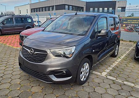 Opel Combo Life 1.5*Elegance*Standheizung*AHK*Navi*Shz