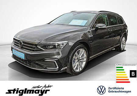 VW Passat Variant GTE DSG ACC+AHK+IQ.LIGHT+PANO