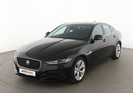 Jaguar XE 25t S